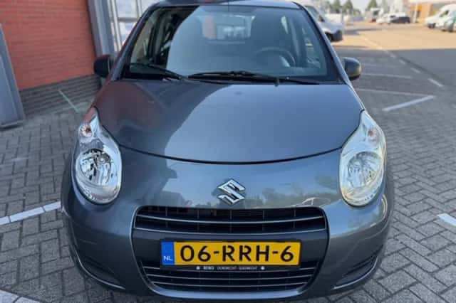Suzuki Alto (2011) thumbnail 2