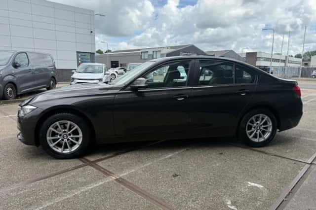 BMW 3-Serie (2017) thumbnail 4