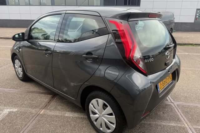 Toyota Aygo (2020) thumbnail 5