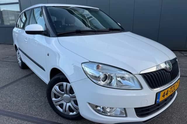 Škoda Fabia (2012) thumbnail 1