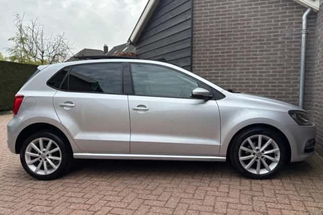 Volkswagen Polo (2014) thumbnail 6