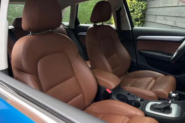 Audi Q3 (2015) thumbnail 2