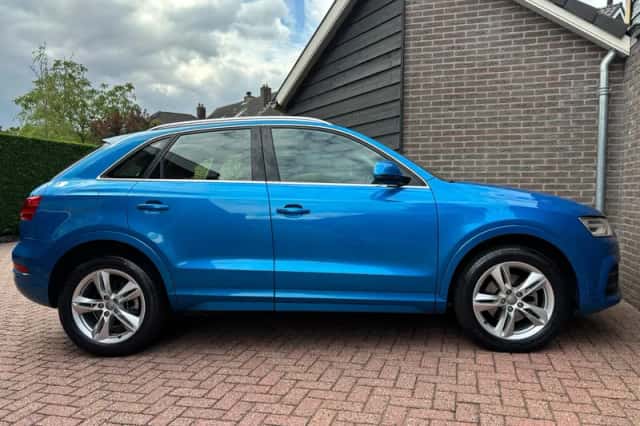 Audi Q3 (2015) thumbnail 6