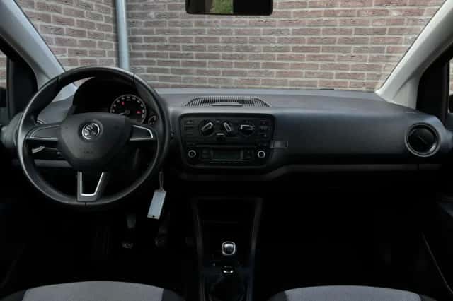 Škoda Citigo (2014) thumbnail 2