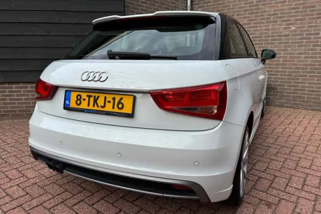 Audi A1 (2014) thumbnail 5