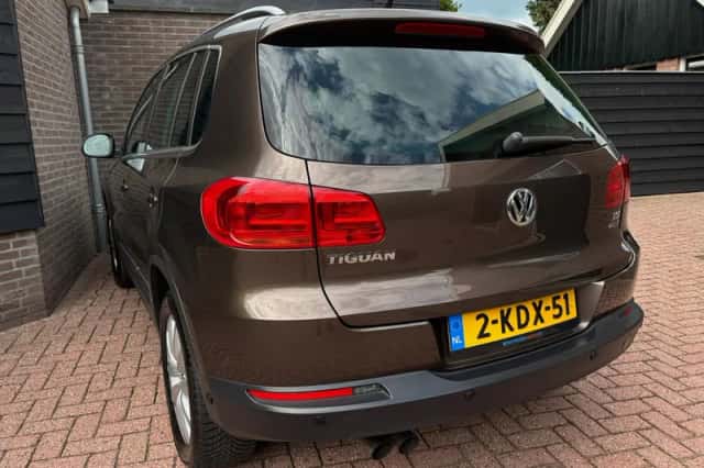 Volkswagen Tiguan (2013) thumbnail 3