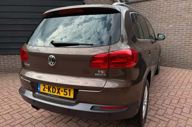 Volkswagen Tiguan (2013) thumbnail 5