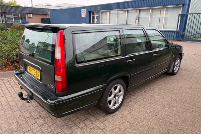 Volvo V70 (1998) thumbnail 4