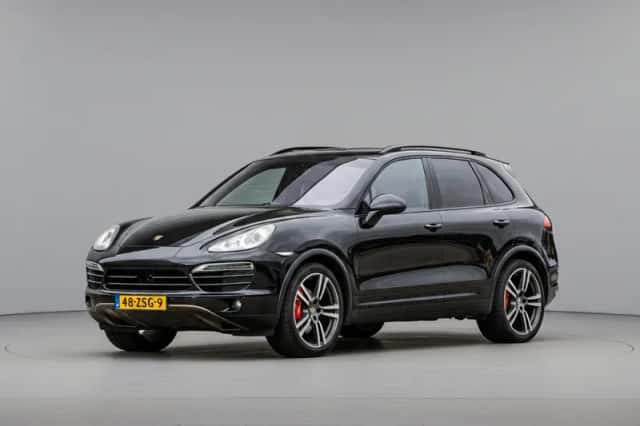 Porsche Cayenne (2011) thumbnail 1