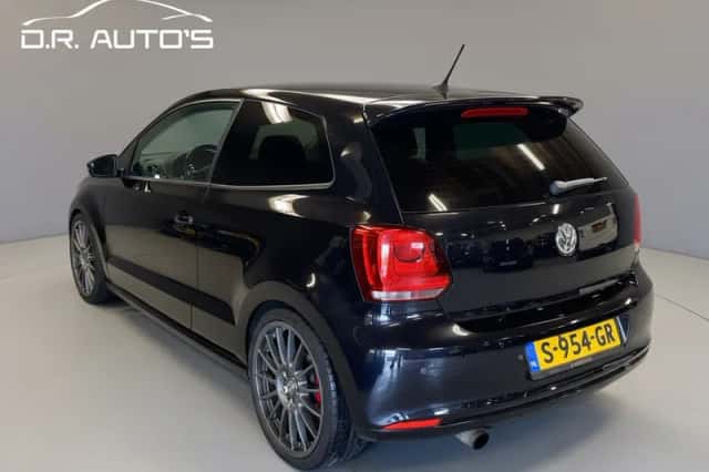 Volkswagen Polo (2011) thumbnail 4