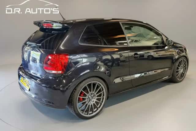 Volkswagen Polo (2011) thumbnail 6