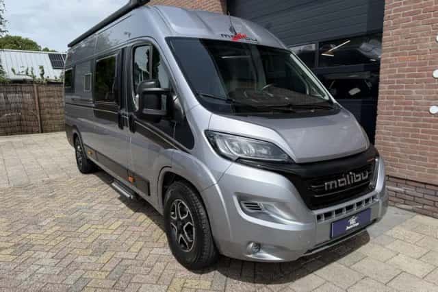Malibu Van (2022) thumbnail 2