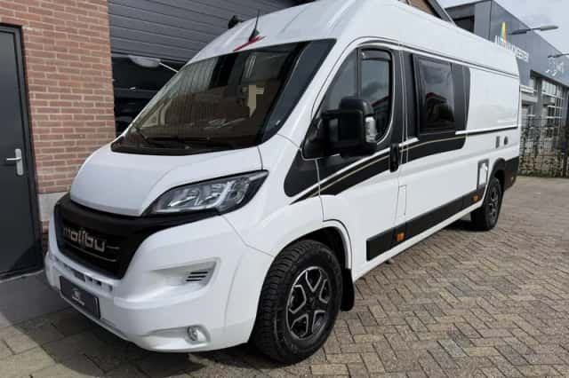 Malibu Van (2023) thumbnail 6