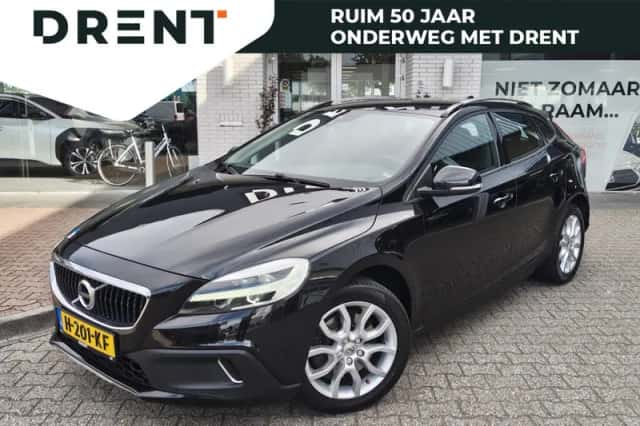 Volvo V40 (2017) thumbnail 1