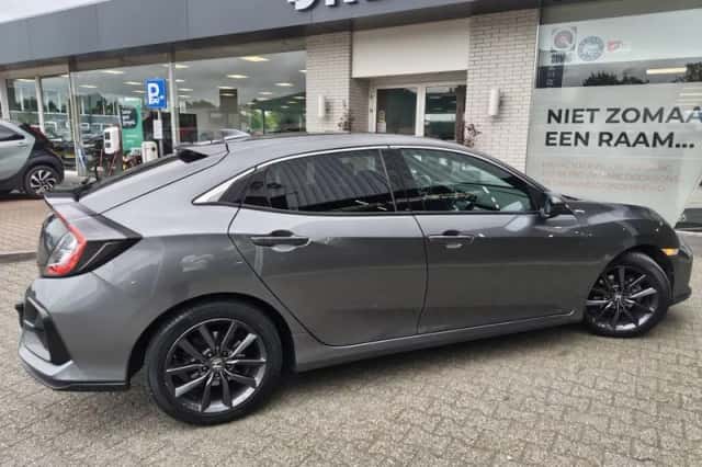 Honda Civic (2020) thumbnail 5