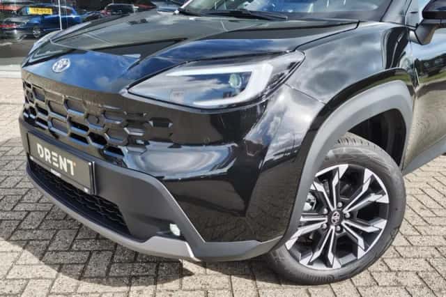 Toyota Yaris Cross (2026) thumbnail 2
