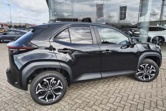 Toyota Yaris Cross (2026) thumbnail 5