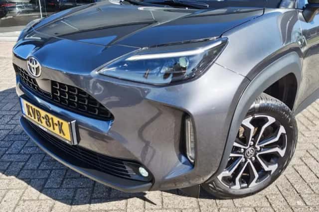 Toyota Yaris Cross (2025) thumbnail 2