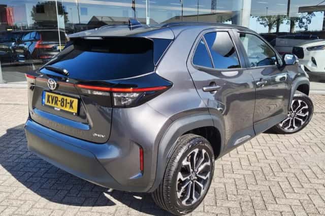 Toyota Yaris Cross (2025) thumbnail 4