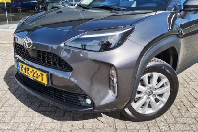 Toyota Yaris Cross (2025) thumbnail 2