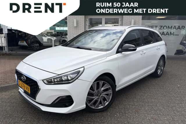Hyundai i30 (2018) thumbnail 1