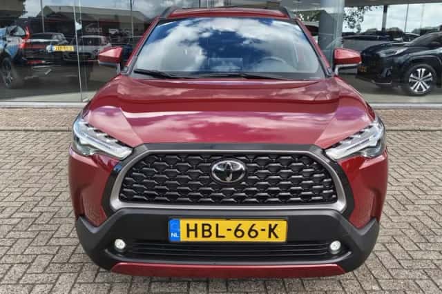 Toyota Corolla Cross (2025) thumbnail 6
