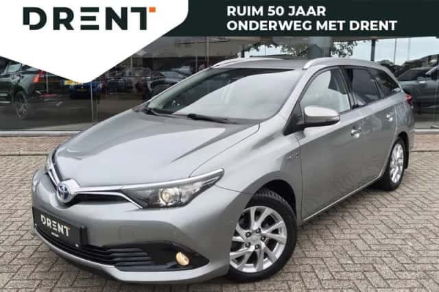 Toyota Auris (2018) thumbnail 1