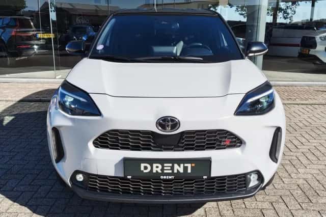 Toyota Yaris Cross (2023) thumbnail 6