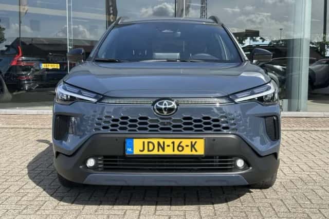 Toyota Corolla Cross (2025) thumbnail 2