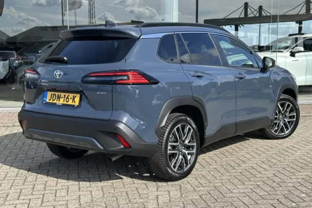 Toyota Corolla Cross (2025) thumbnail 5