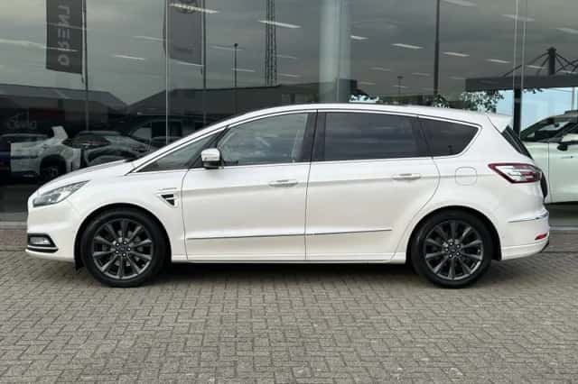 Ford S-Max (2017) thumbnail 2