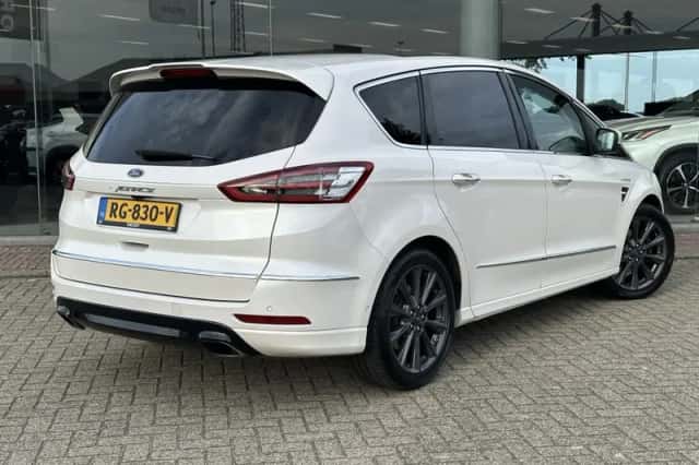Ford S-Max (2017) thumbnail 5