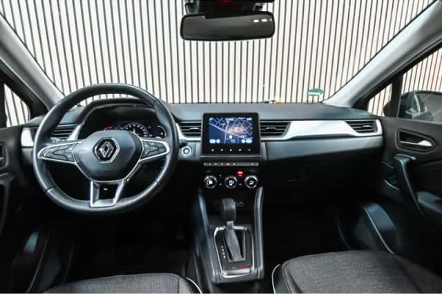 Renault Captur (2024) thumbnail 4