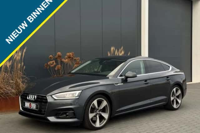 Audi A5 (2017) thumbnail 1