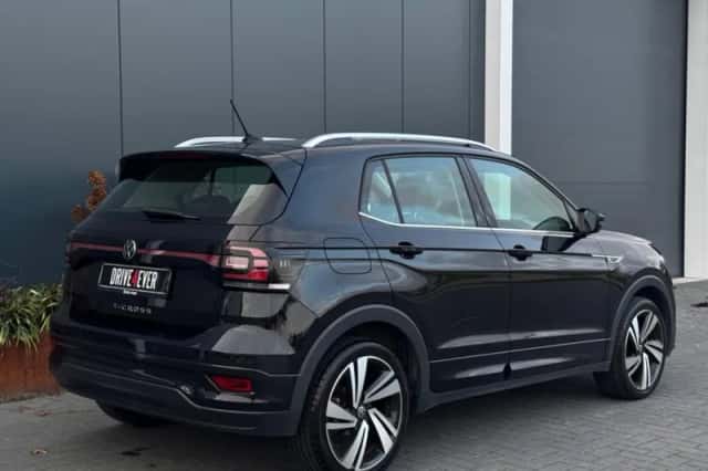 Volkswagen T-Cross (2023) thumbnail 3