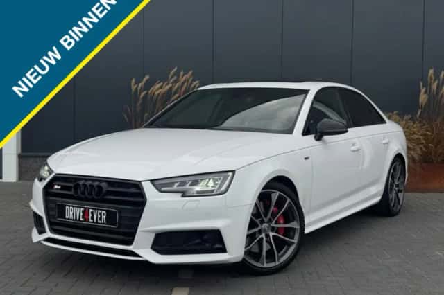 Audi S4 (2016) thumbnail 1