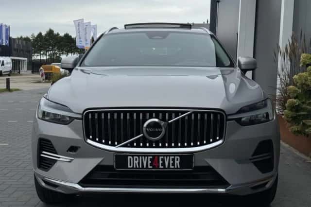 Volvo XC60 (2022) thumbnail 6