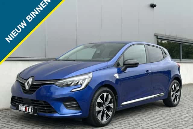 Renault Clio (2022) thumbnail 1