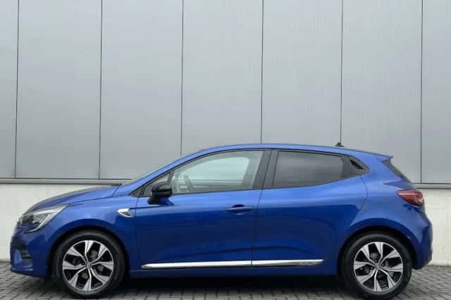 Renault Clio (2022) thumbnail 4