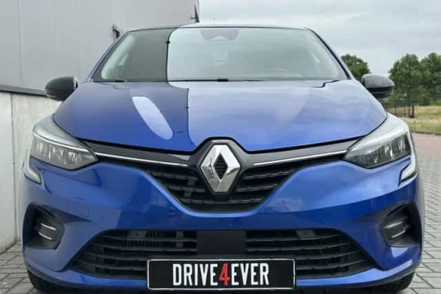 Renault Clio (2022) thumbnail 6