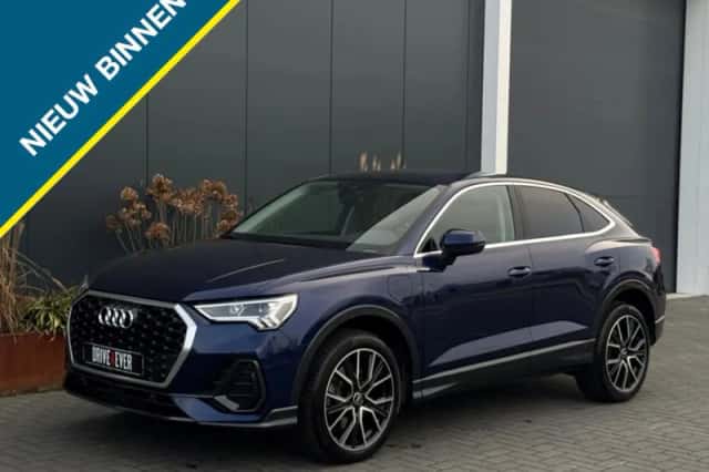 Audi Q3 Sportback (2021) thumbnail 1