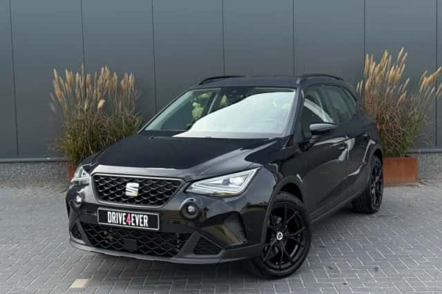 SEAT Arona (2022) thumbnail 1