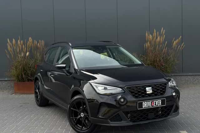 SEAT Arona (2022) thumbnail 4