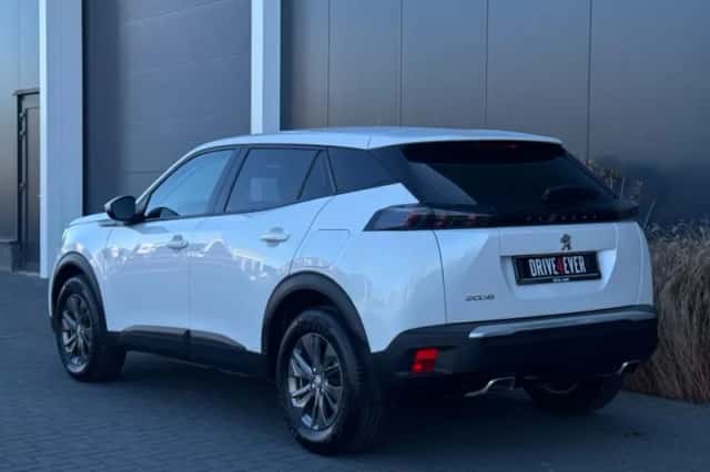 Peugeot 2008 (2021) thumbnail 5