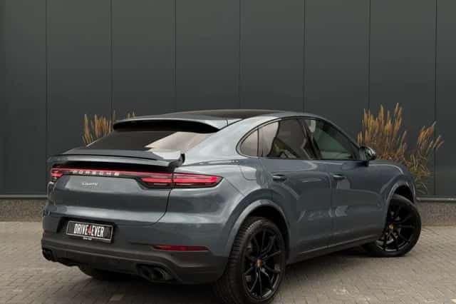 Porsche Cayenne Coupé (2019) thumbnail 3