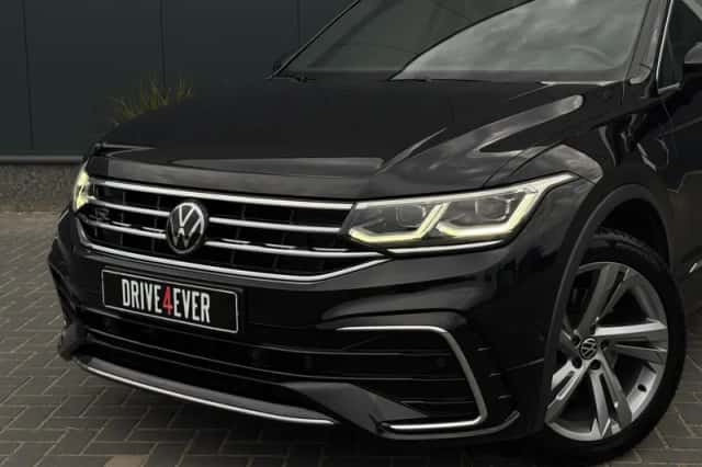 Volkswagen Tiguan (2022) thumbnail 5