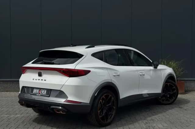CUPRA Formentor (2023) thumbnail 3