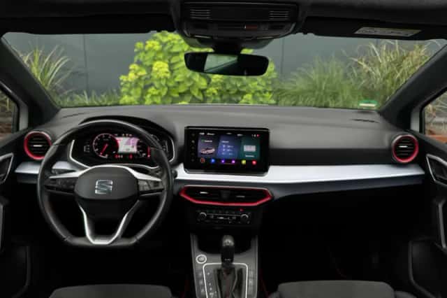 SEAT Ibiza (2022) thumbnail 2