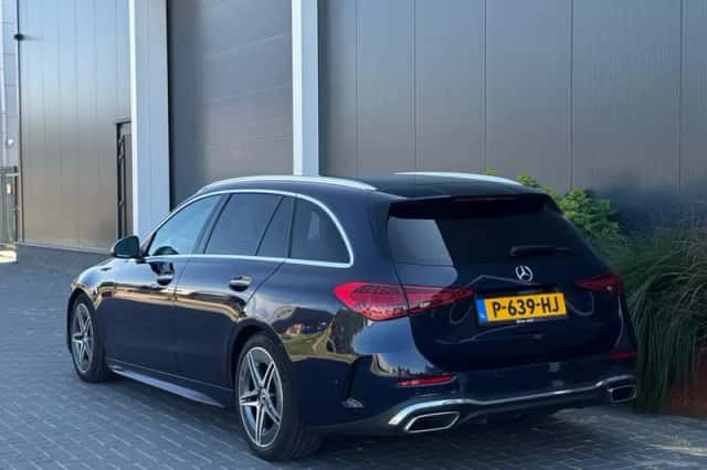 Mercedes-Benz C-Klasse (2022) thumbnail 2