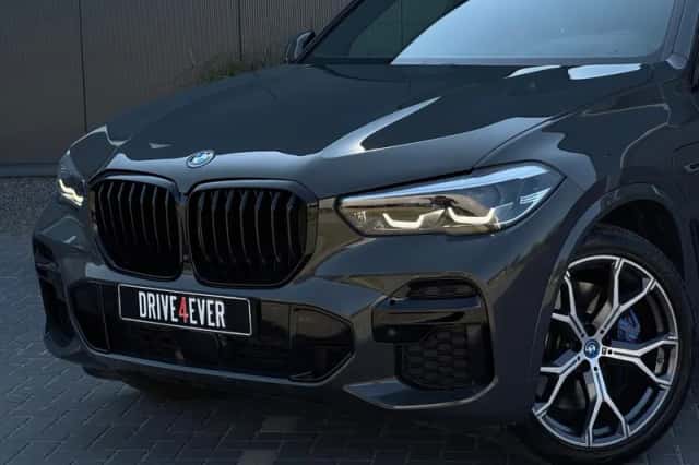 BMW X5 (2023) thumbnail 5